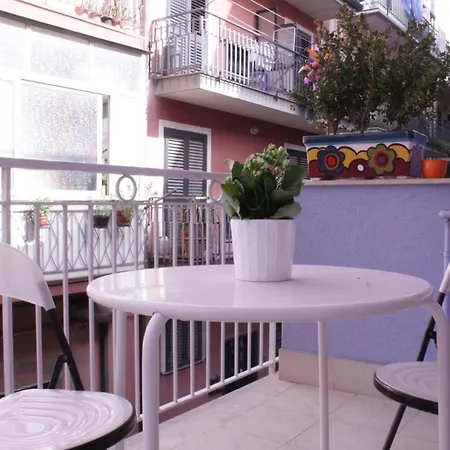 Naxos House Apartment *